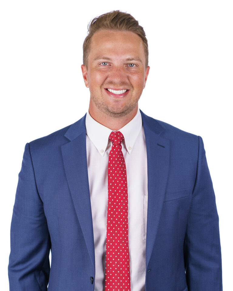 Dr_Weston_Barney-768x957